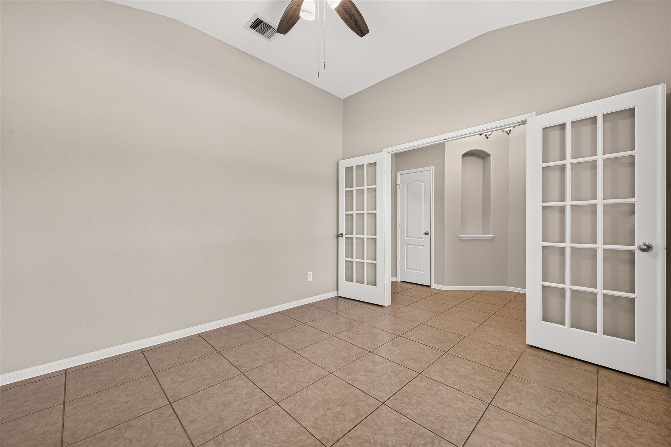 430 Dockside Terrace Lane Property Photo 6