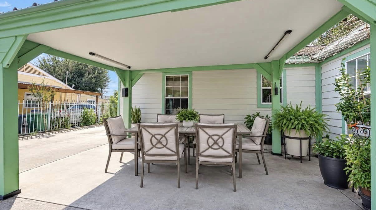 7314 Arnim Street Property Photo 14