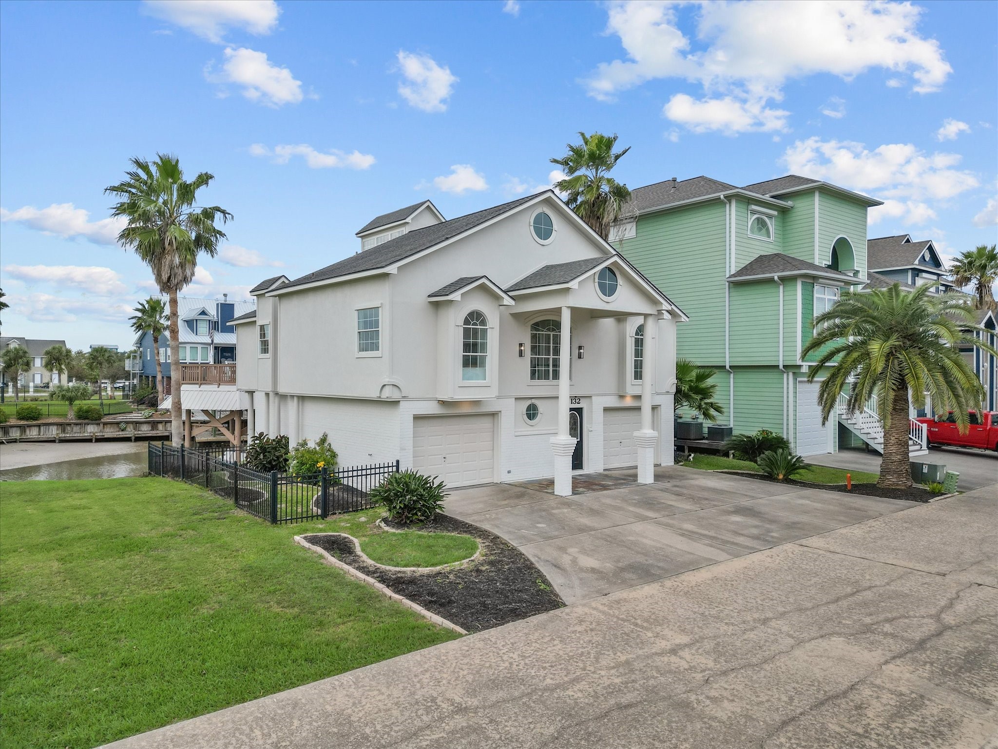 132 Starboard Drive Property Photo 1