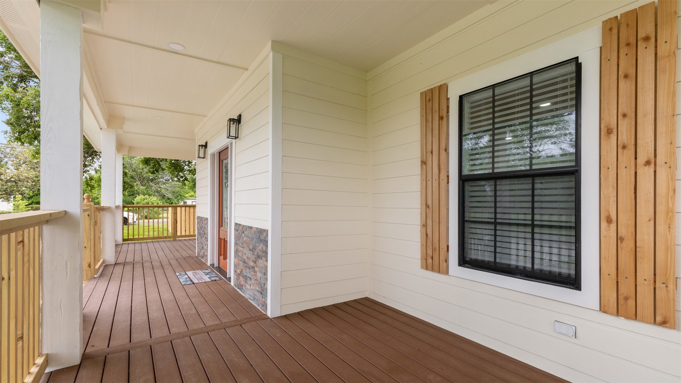 10002 Wilma Lane Property Photo 4