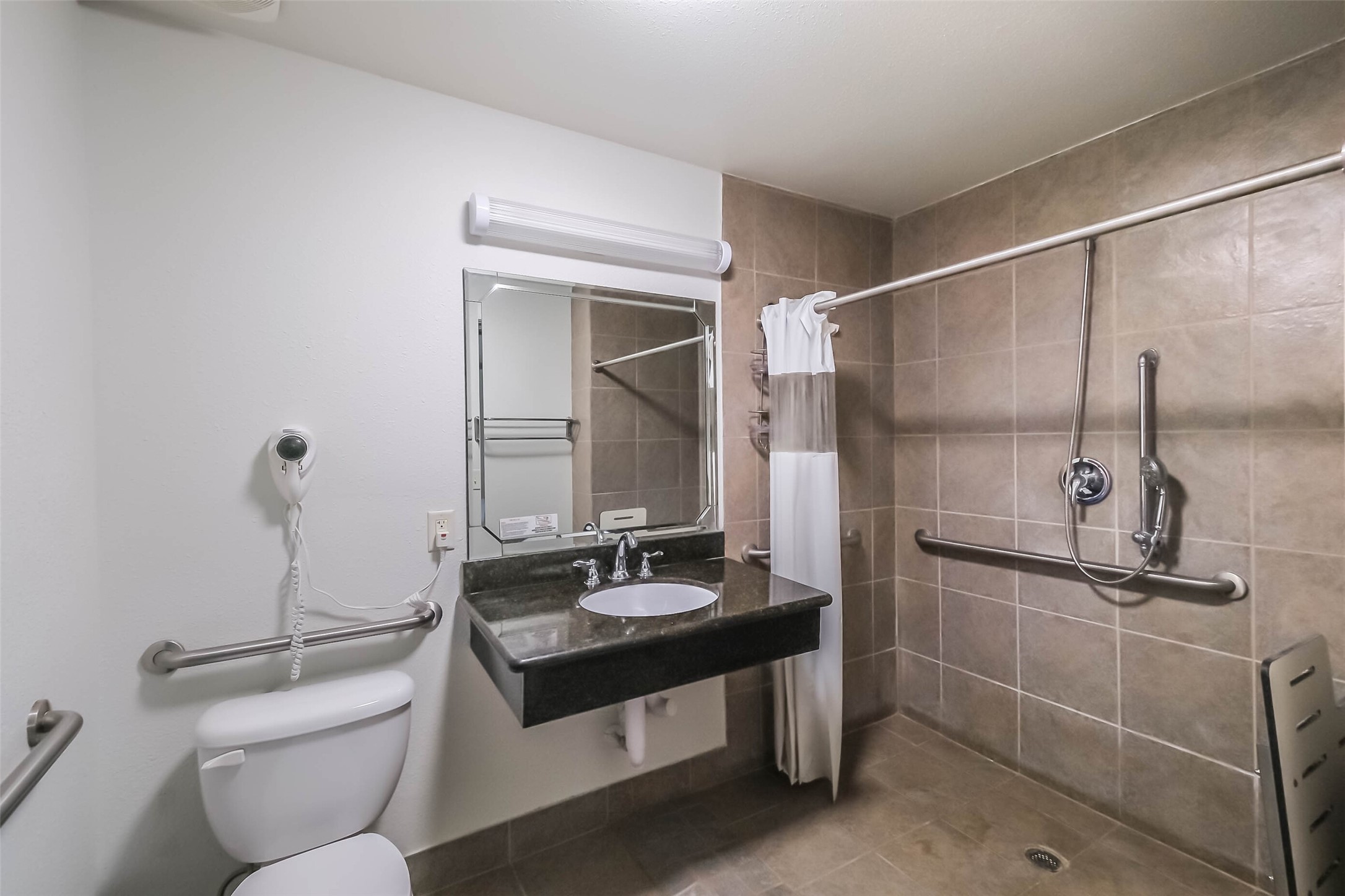 1025 Swanson Street 209 Property Photo 16