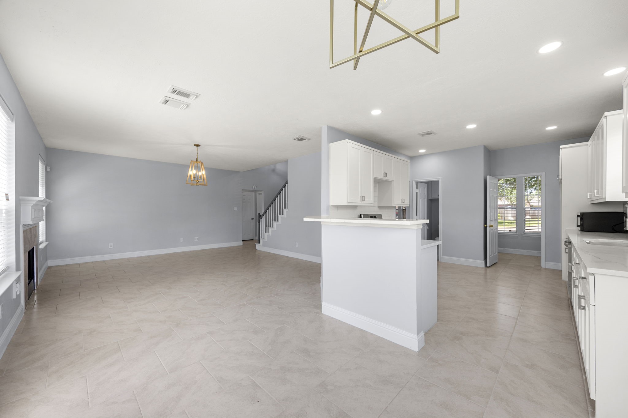 2430 Waterwood Drive Property Photo 12