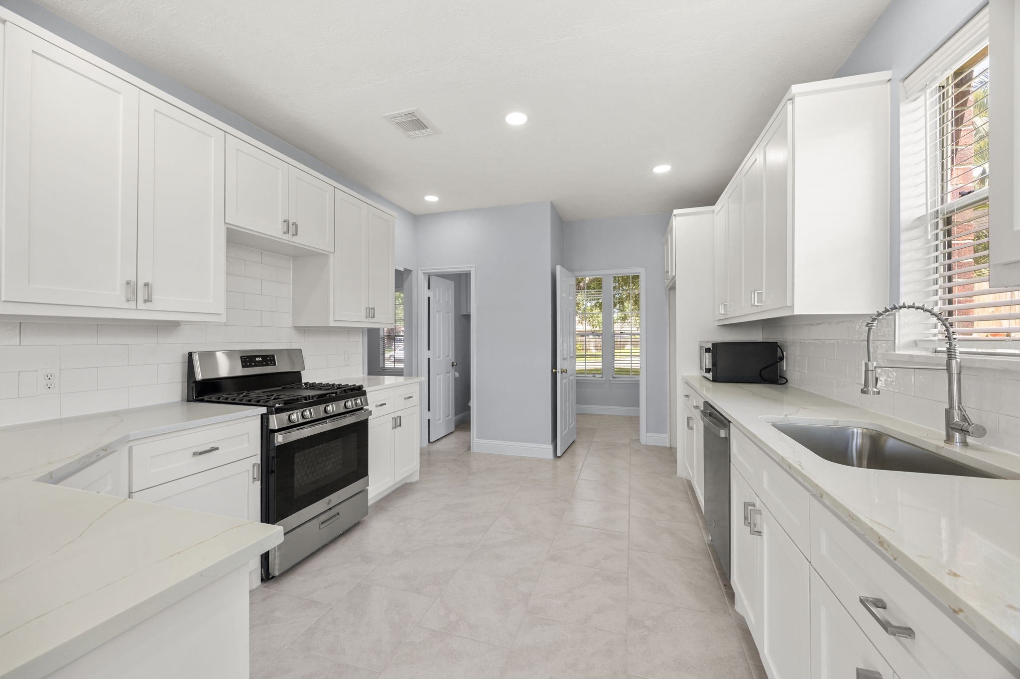 2430 Waterwood Drive Property Photo 13