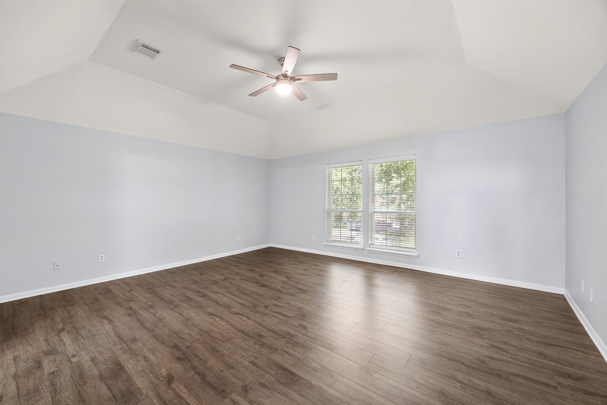 2430 Waterwood Drive Property Photo 32