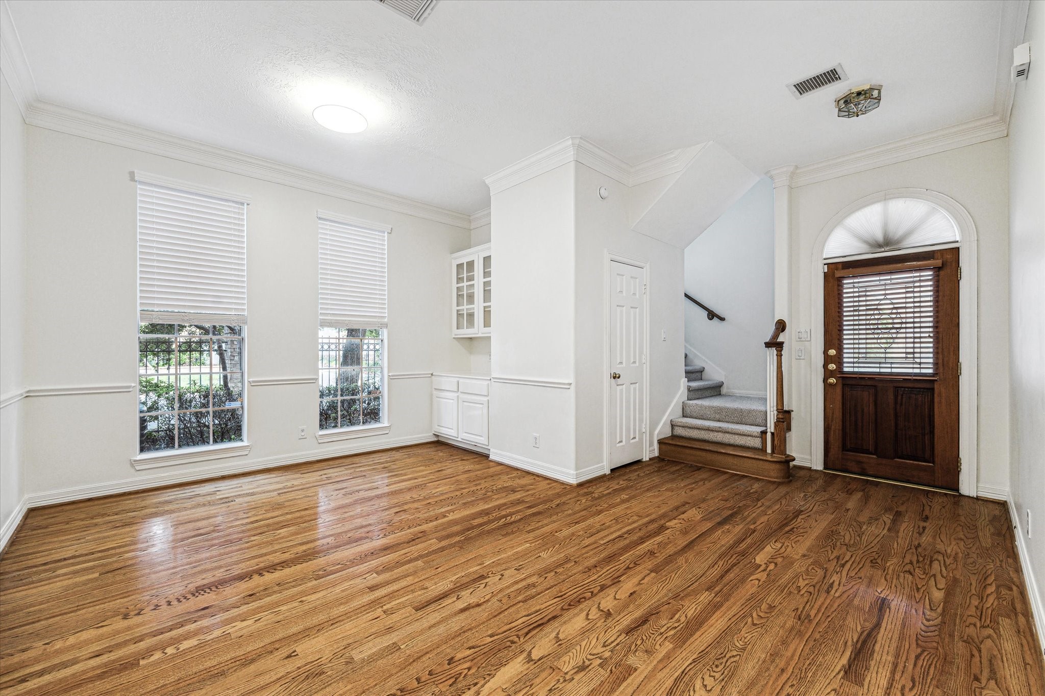 2838 Briarhurst Park Property Photo 4