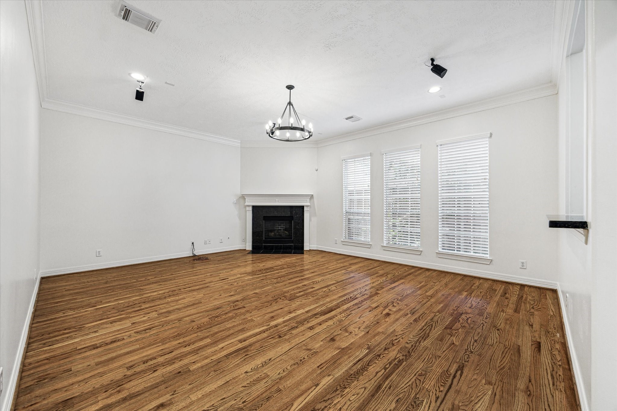2838 Briarhurst Park Property Photo 7