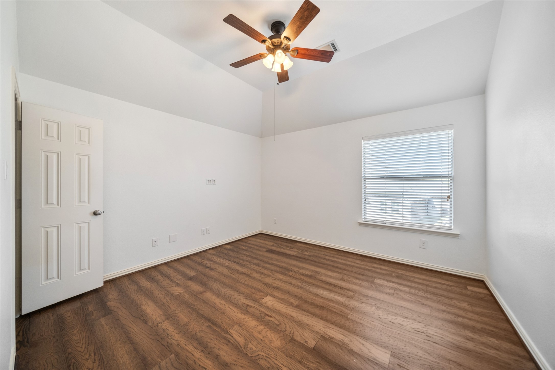 3311 Sunset Field Lane Property Photo 31