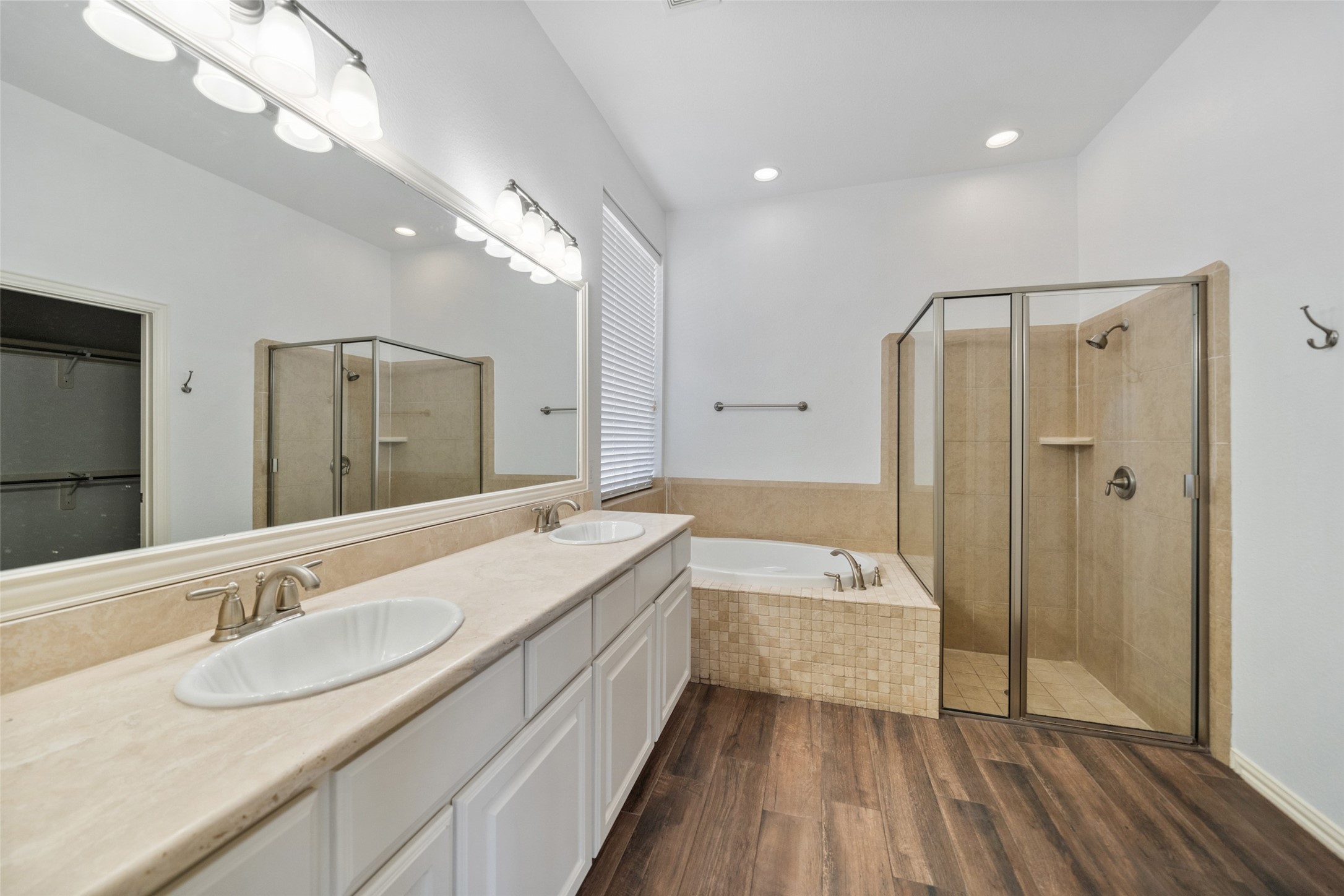 3311 Sunset Field Lane Property Photo 44