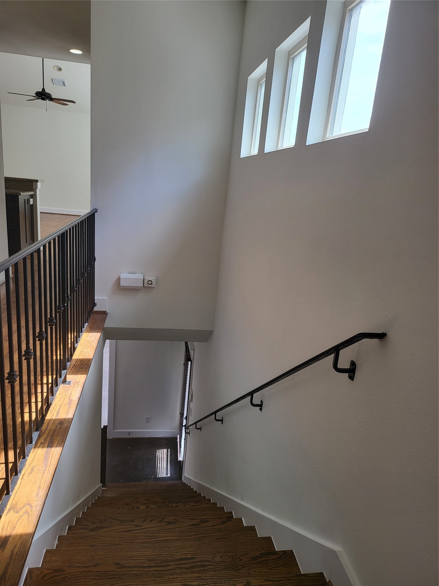 2423 Roufa Road Property Photo 12