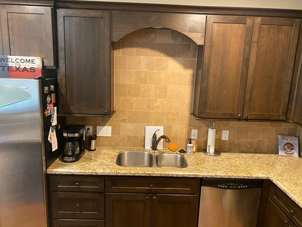 2423 Roufa Road Property Photo 16