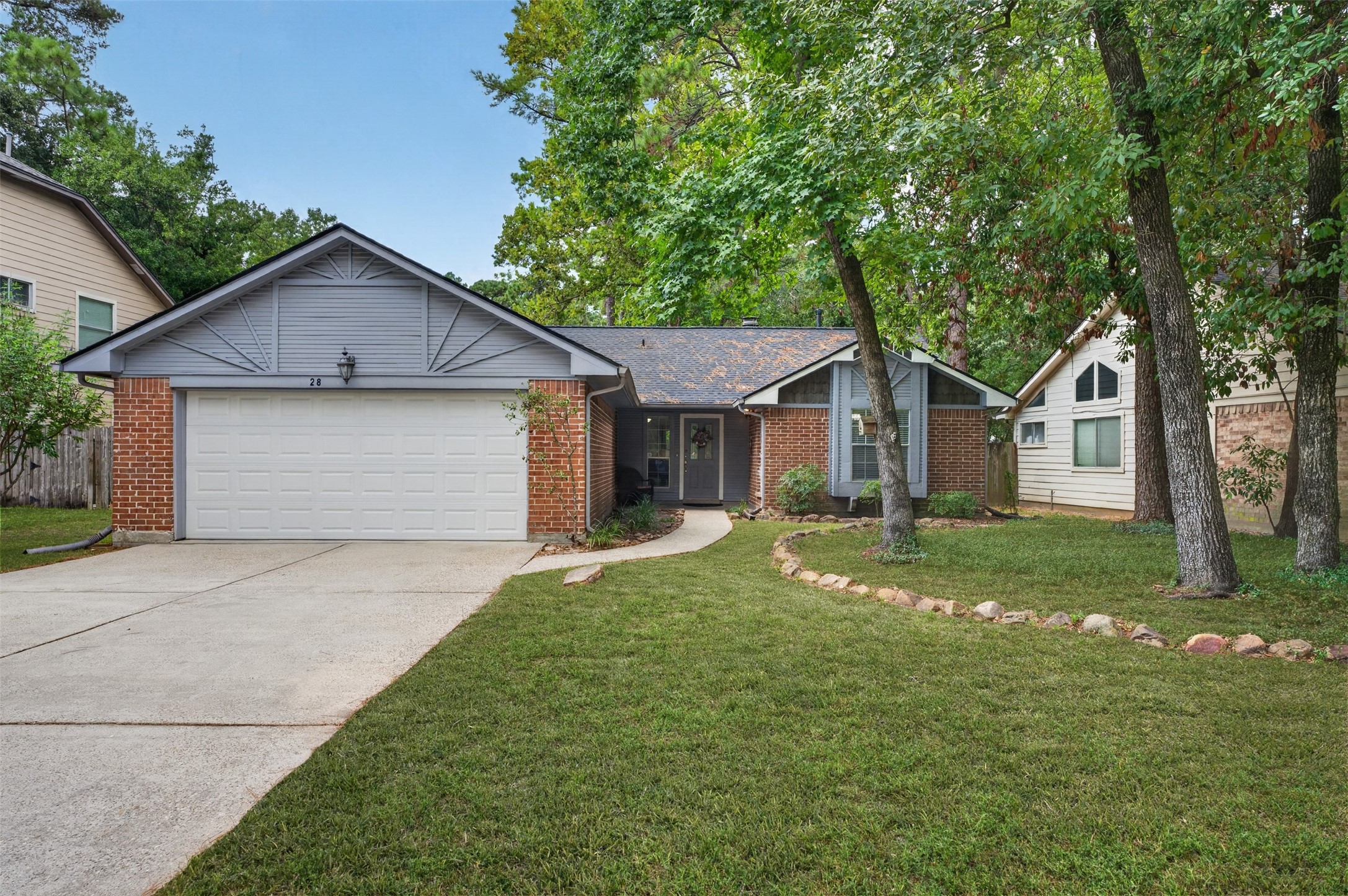 28 S Rain Forest Court Property Photo 1
