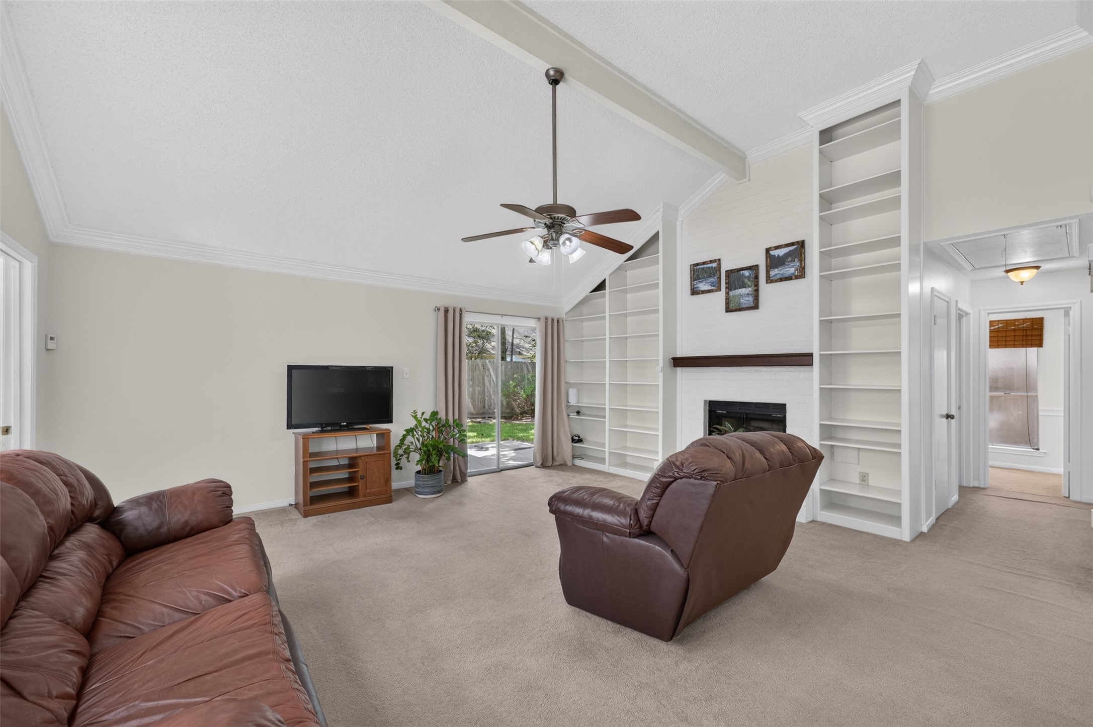 28 S Rain Forest Court Property Photo 9