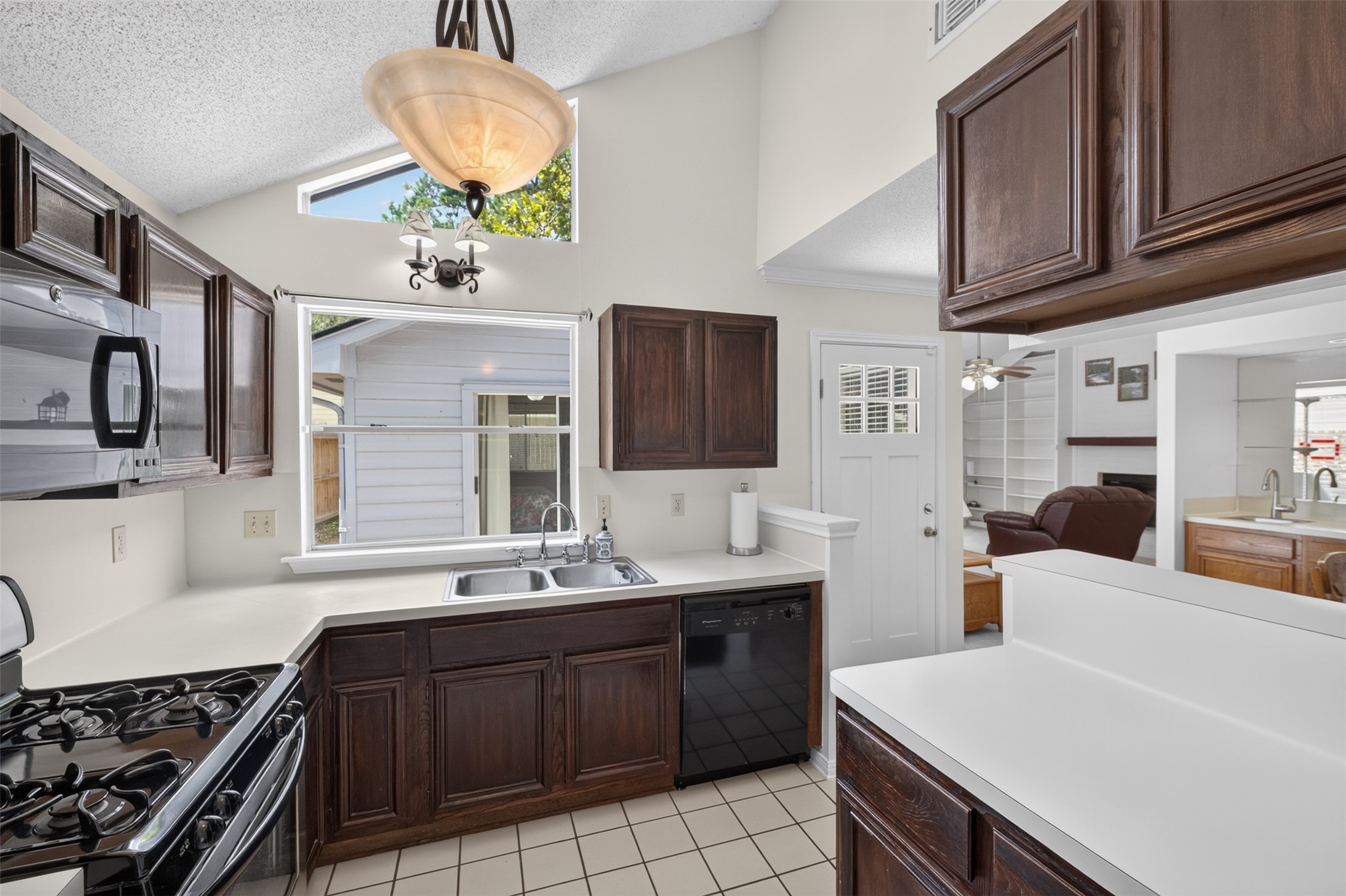 28 S Rain Forest Court Property Photo 16