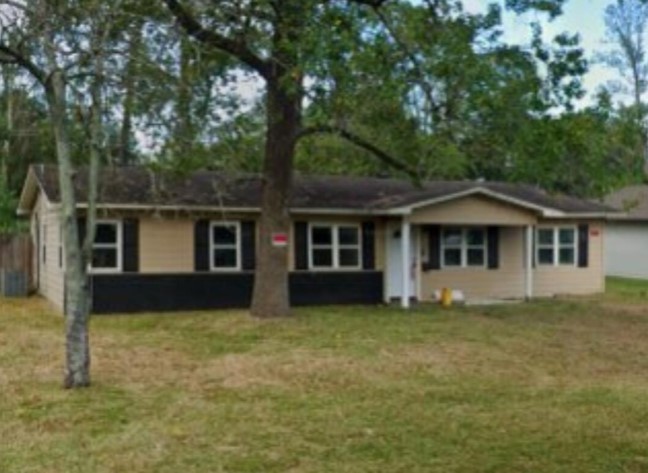 230 Roxton Lane Property Photo 1