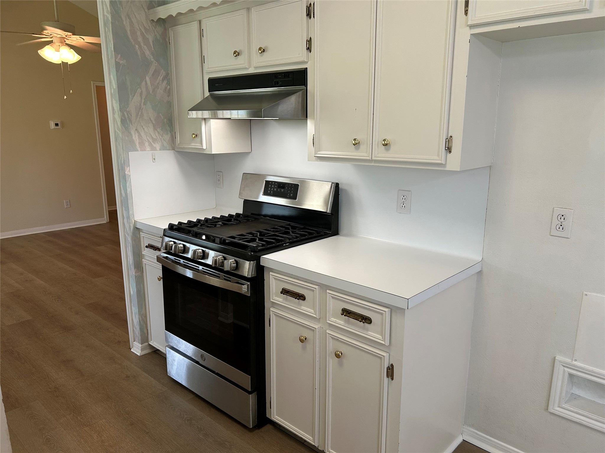 4523 Piedmont Street Property Photo 9