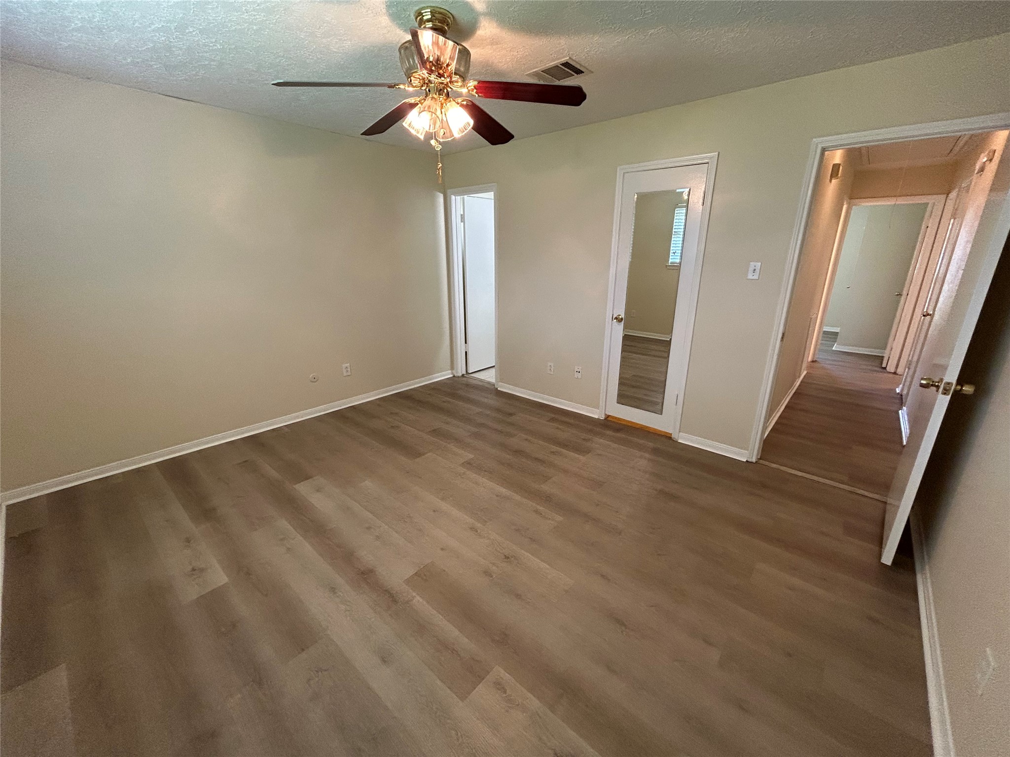 4523 Piedmont Street Property Photo 12