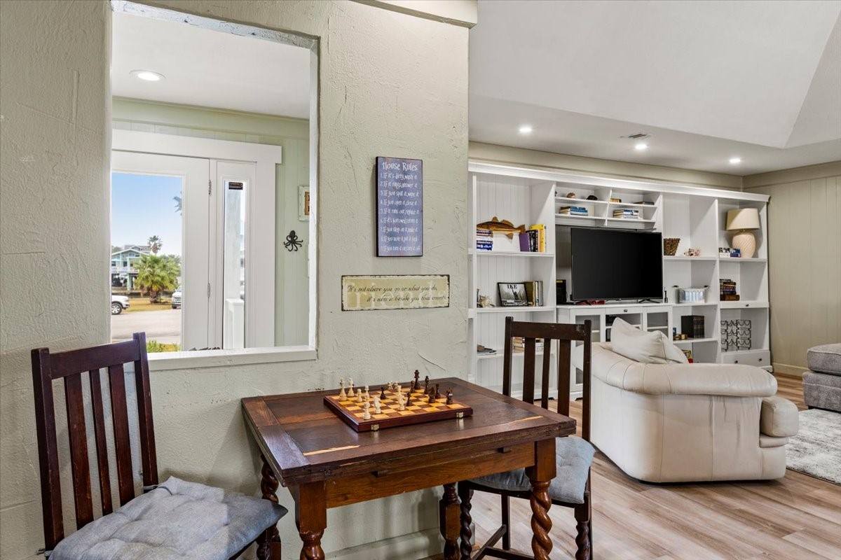 4311 Spanish Main Property Photo 15