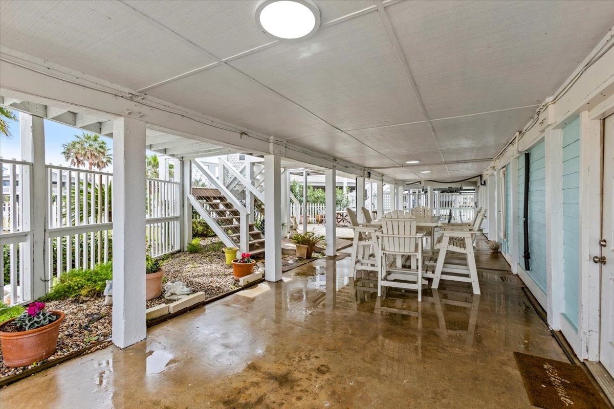 4311 Spanish Main Property Photo 29