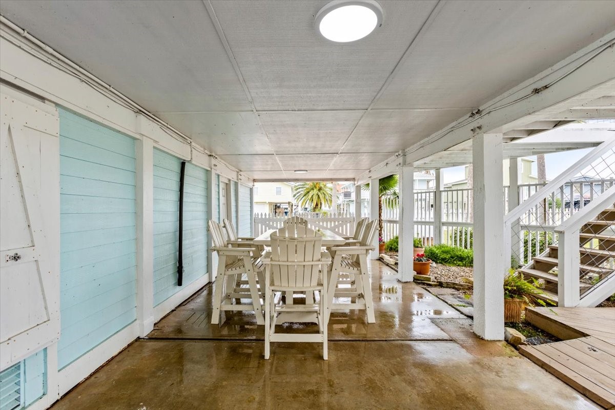 4311 Spanish Main Property Photo 30