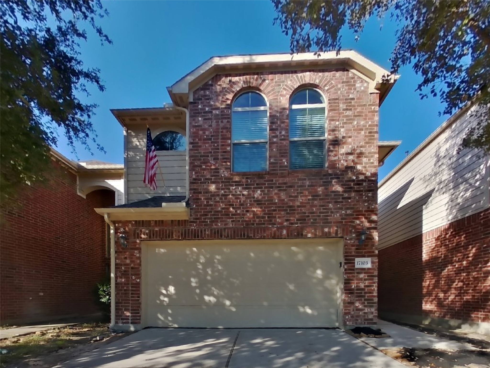 17103 Amarose Drive Property Photo 1