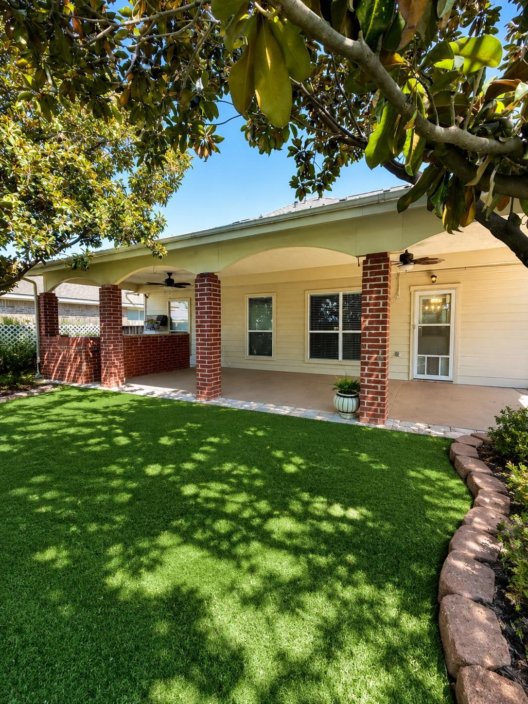 18315 Brenwood Manor Dr Property Photo 22
