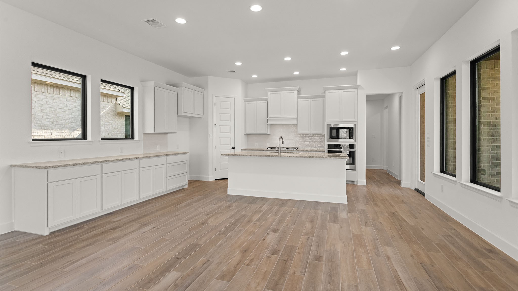 12315 Beacon Bend Way Property Photo 4