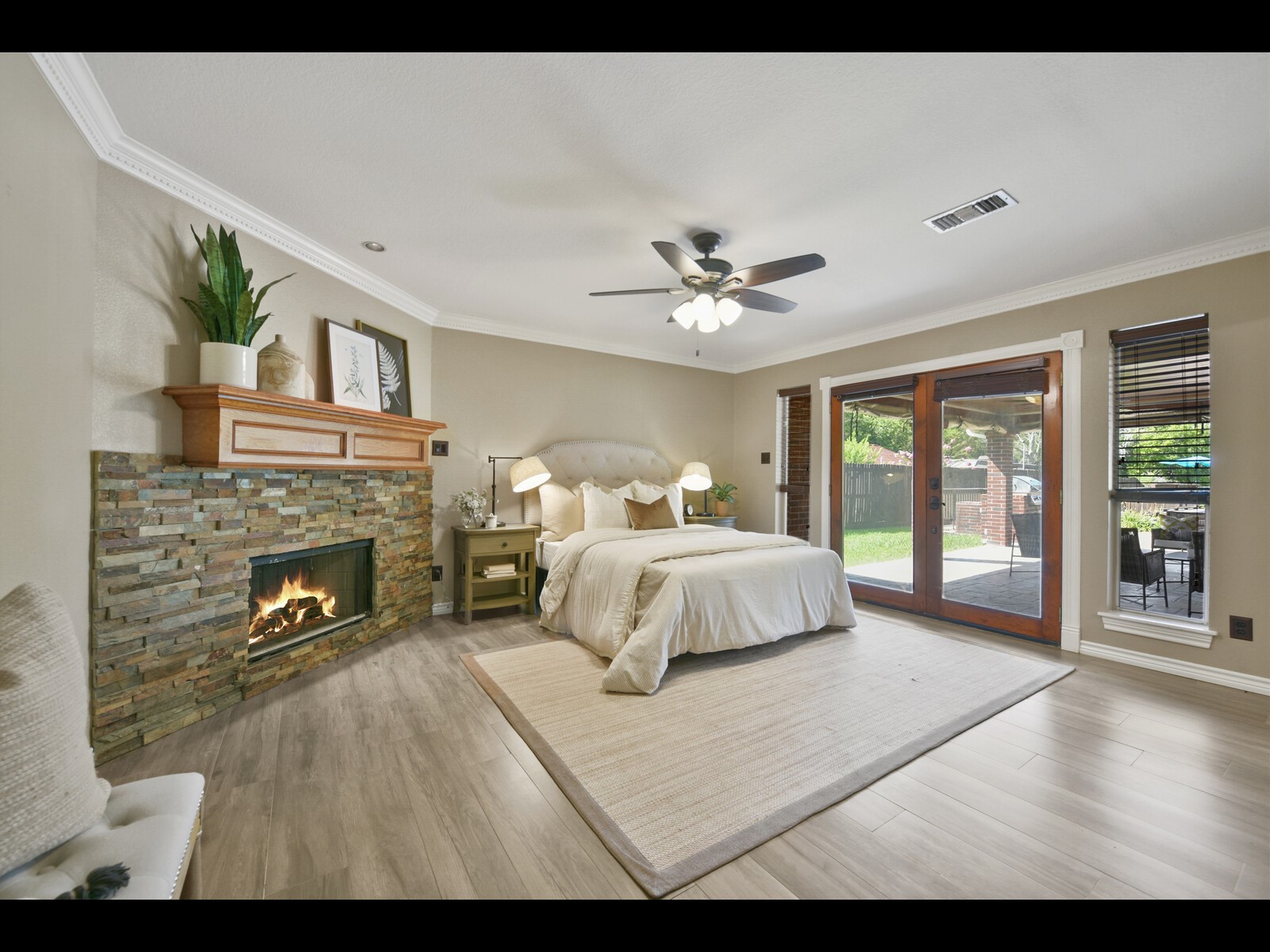 2204 Airline Drive Property Photo 29