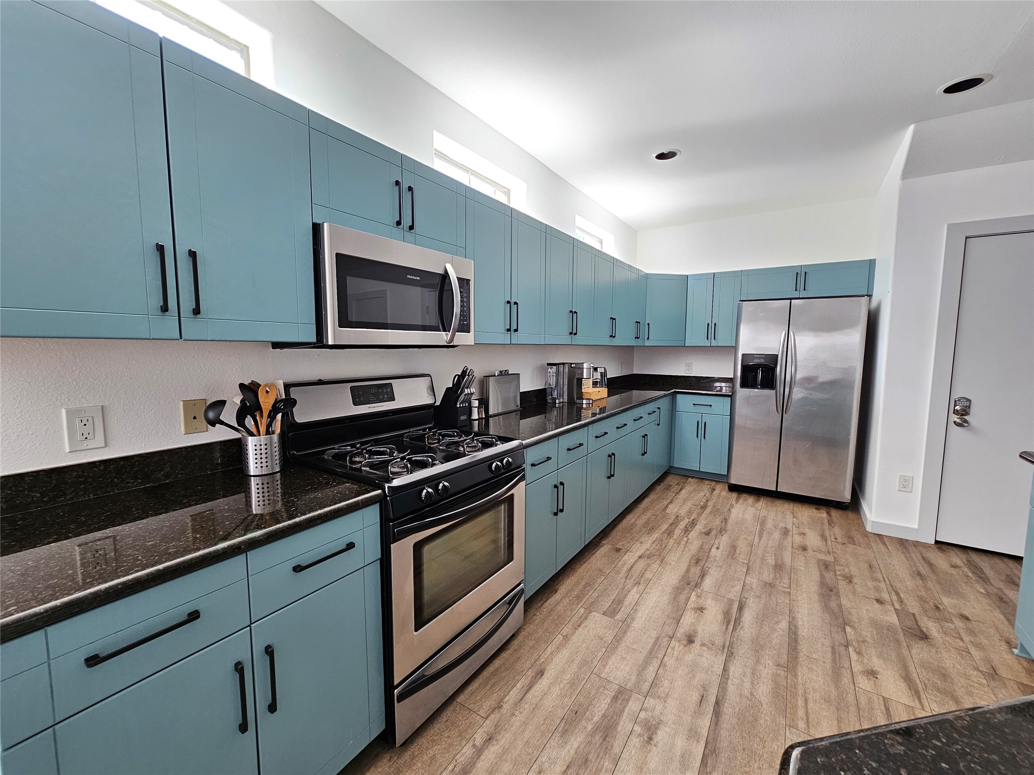 2900 Hamilton Street 4 Property Photo 6