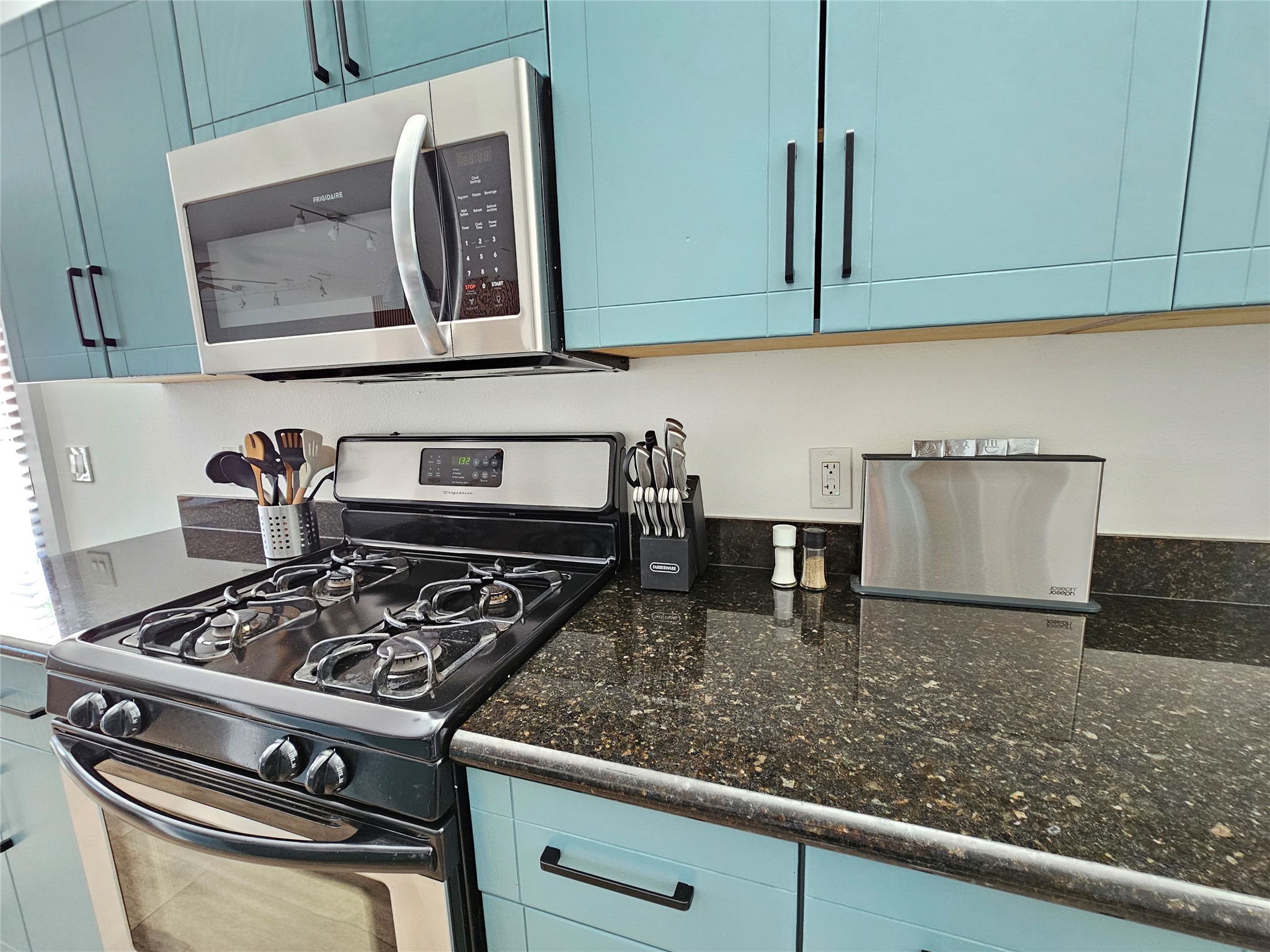 2900 Hamilton Street 4 Property Photo 7