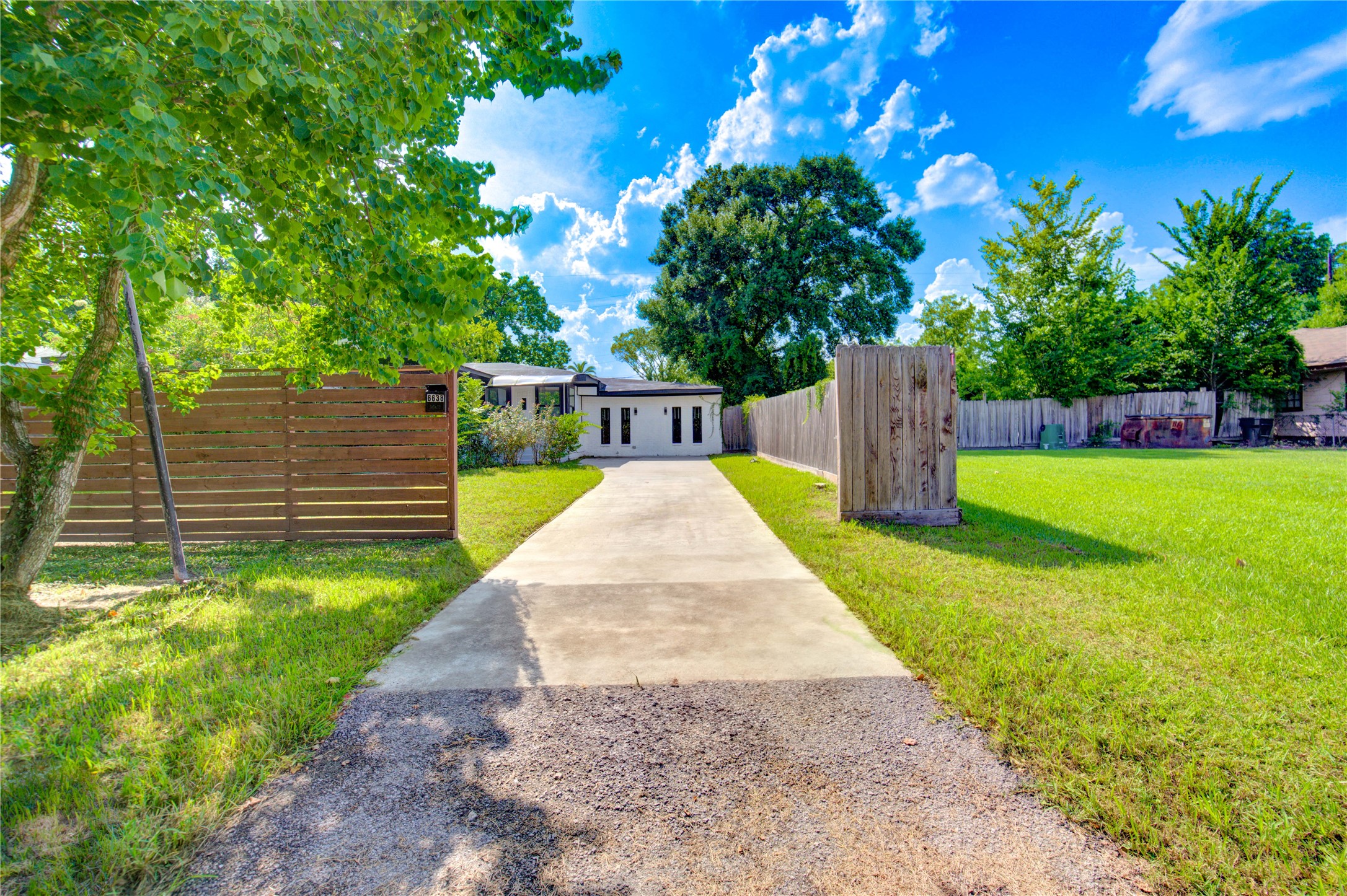 6638 Winton Street Property Photo 3