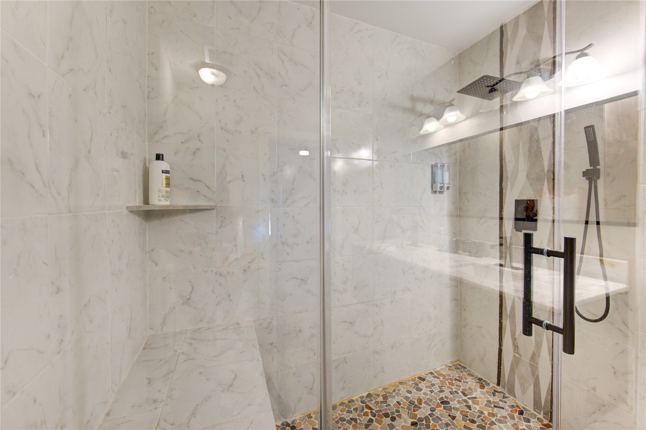 6638 Winton Street Property Photo 28