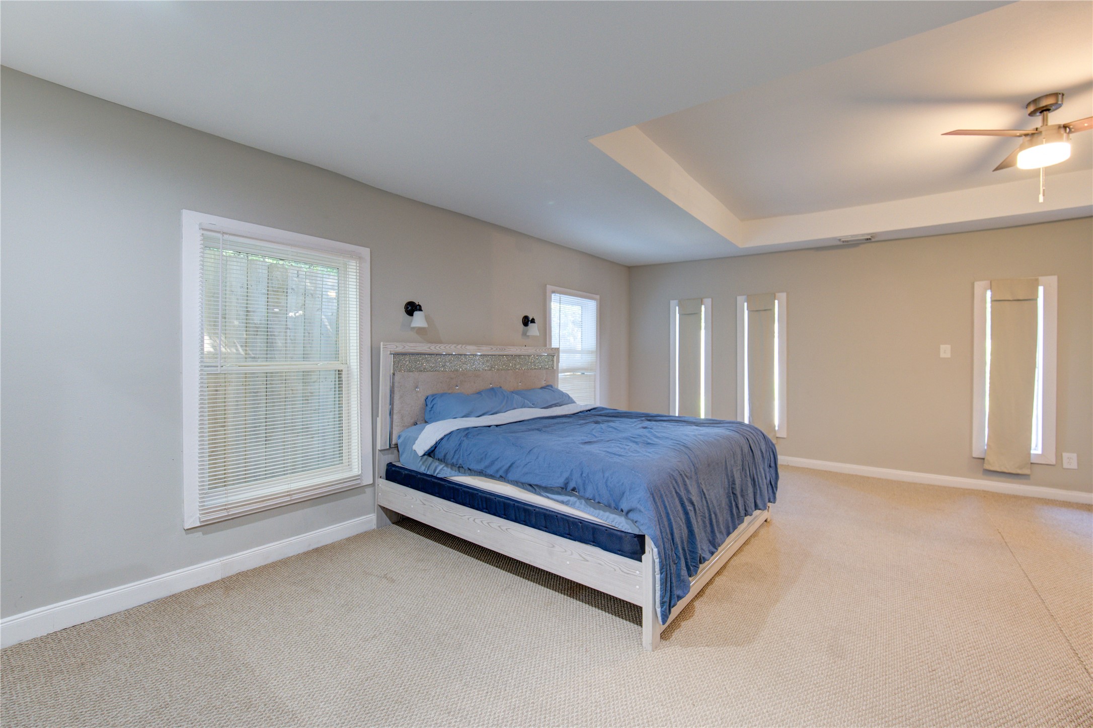 6638 Winton Street Property Photo 30