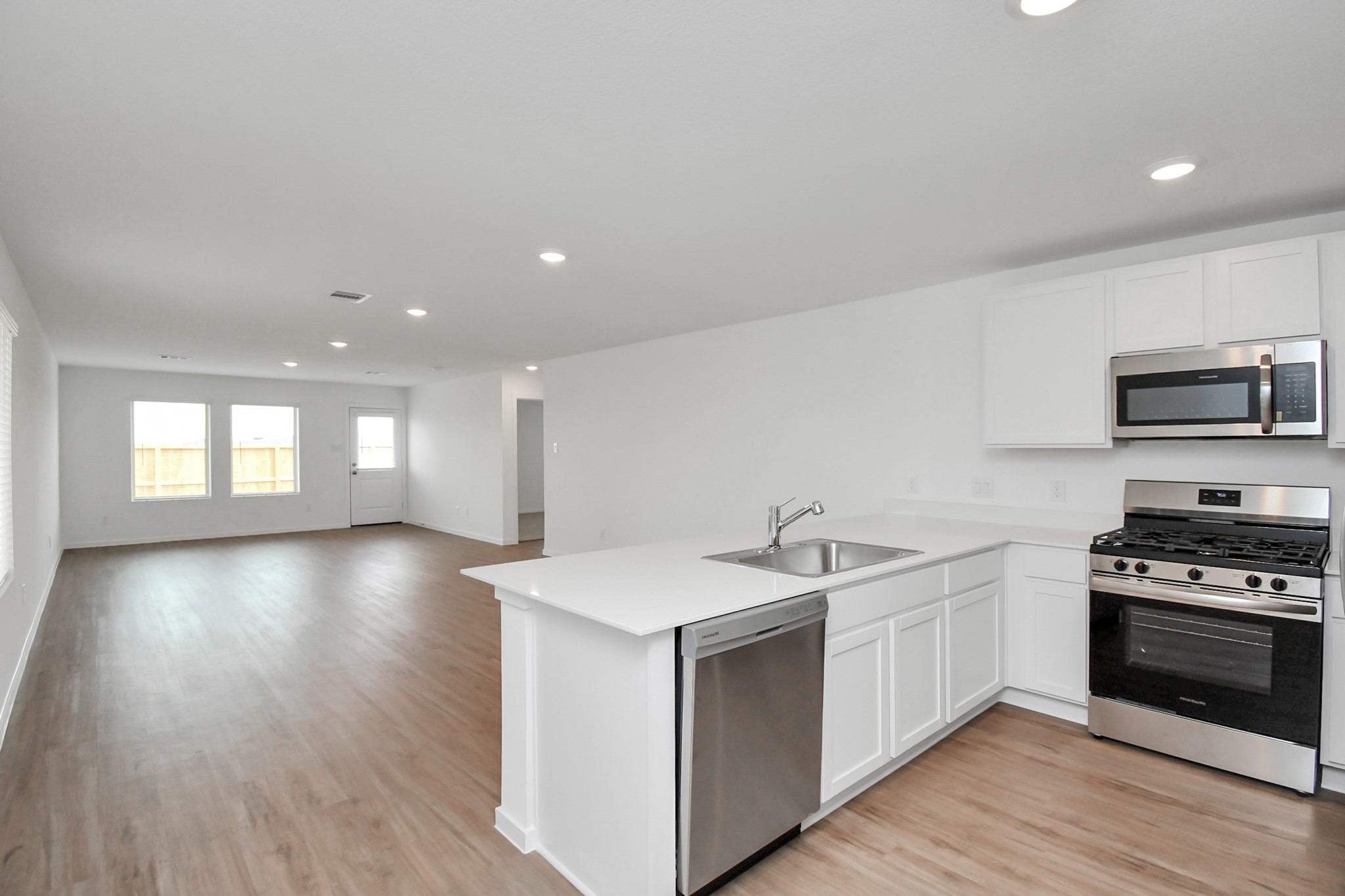 3179 Savannah Rose Property Photo 16