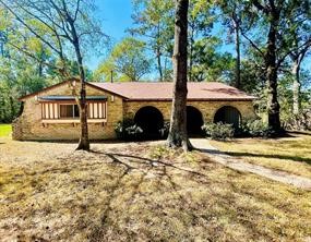 18130 Whispering Pines Dr Drive Property Photo