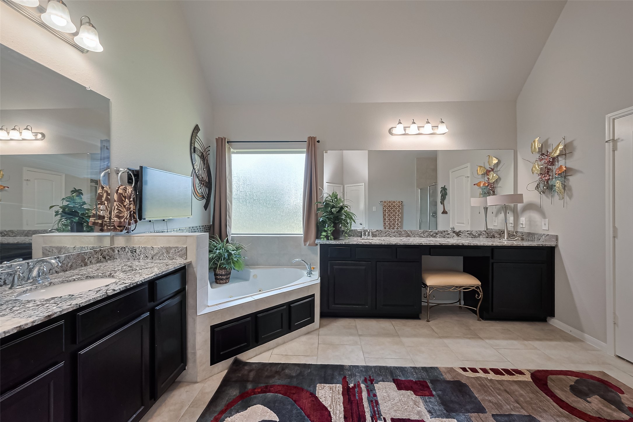 7502 Tejas Lakes Trail Property Photo 27