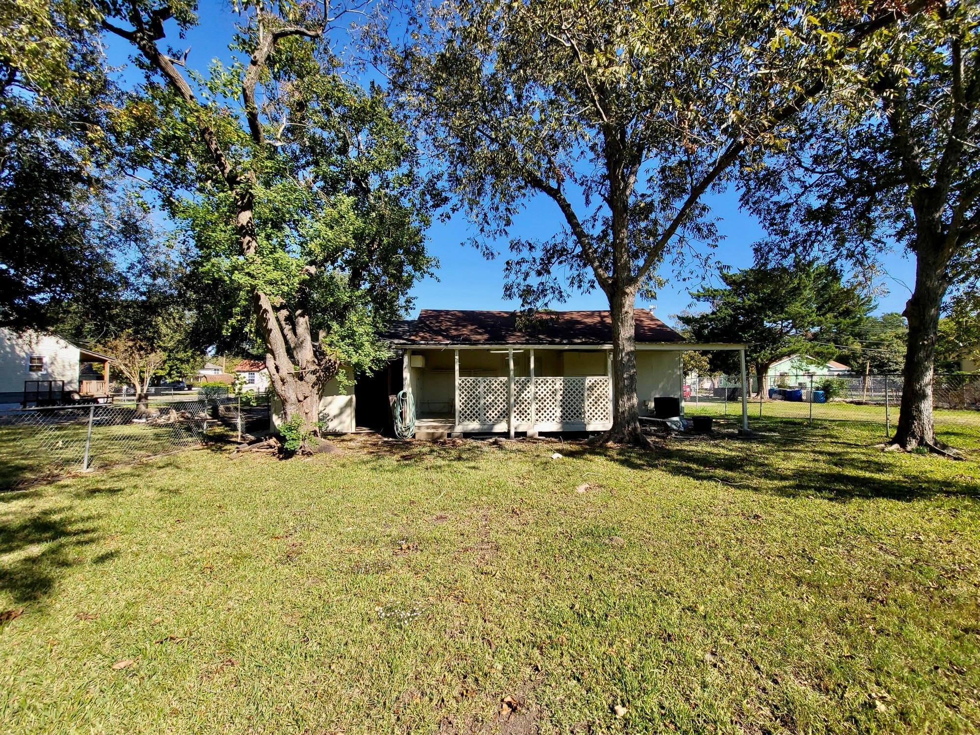 2425 8th Avenue Property Photo 1
