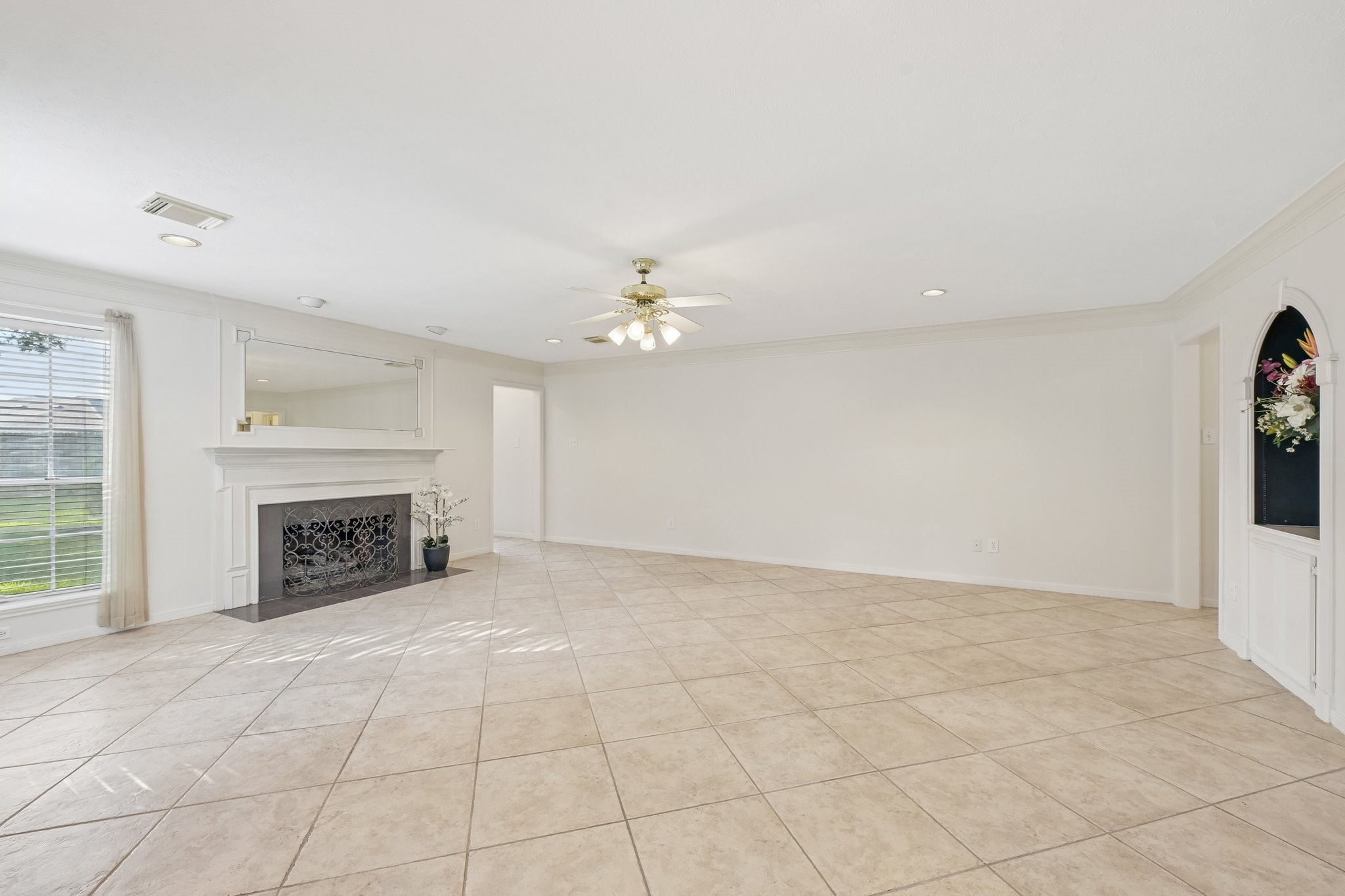 15 Sterling Street Property Photo 4