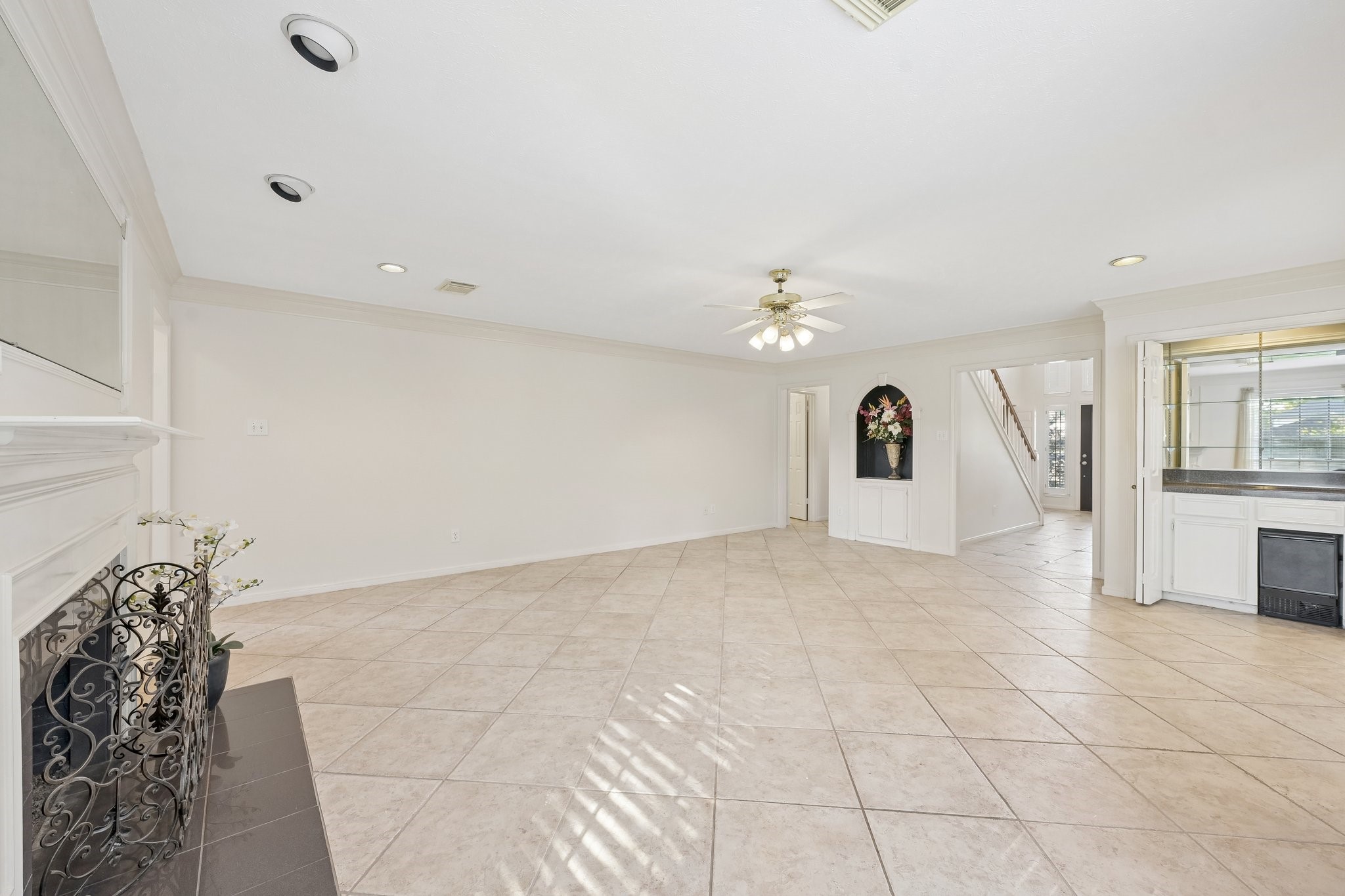 15 Sterling Street Property Photo 5