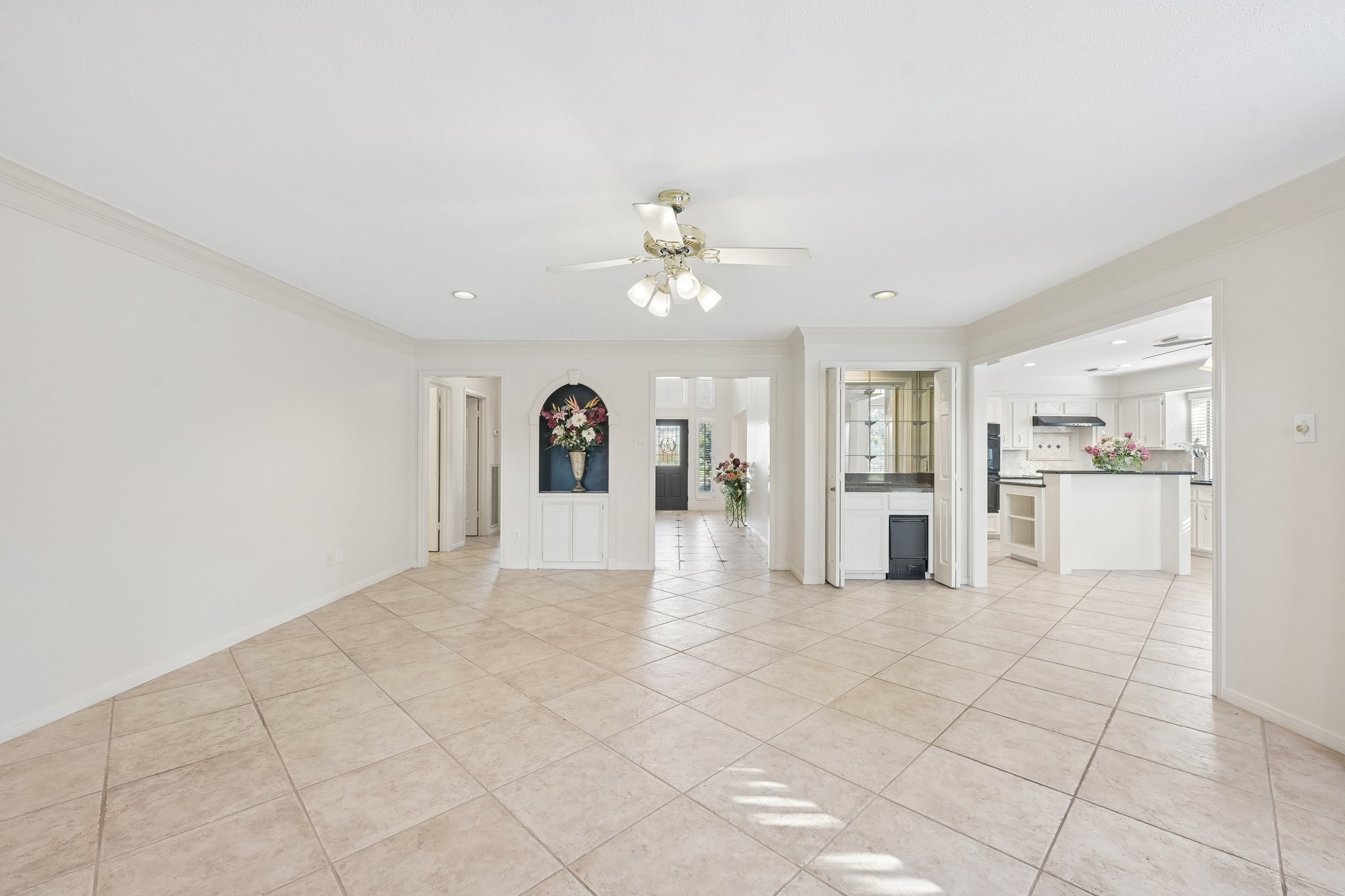 15 Sterling Street Property Photo 6