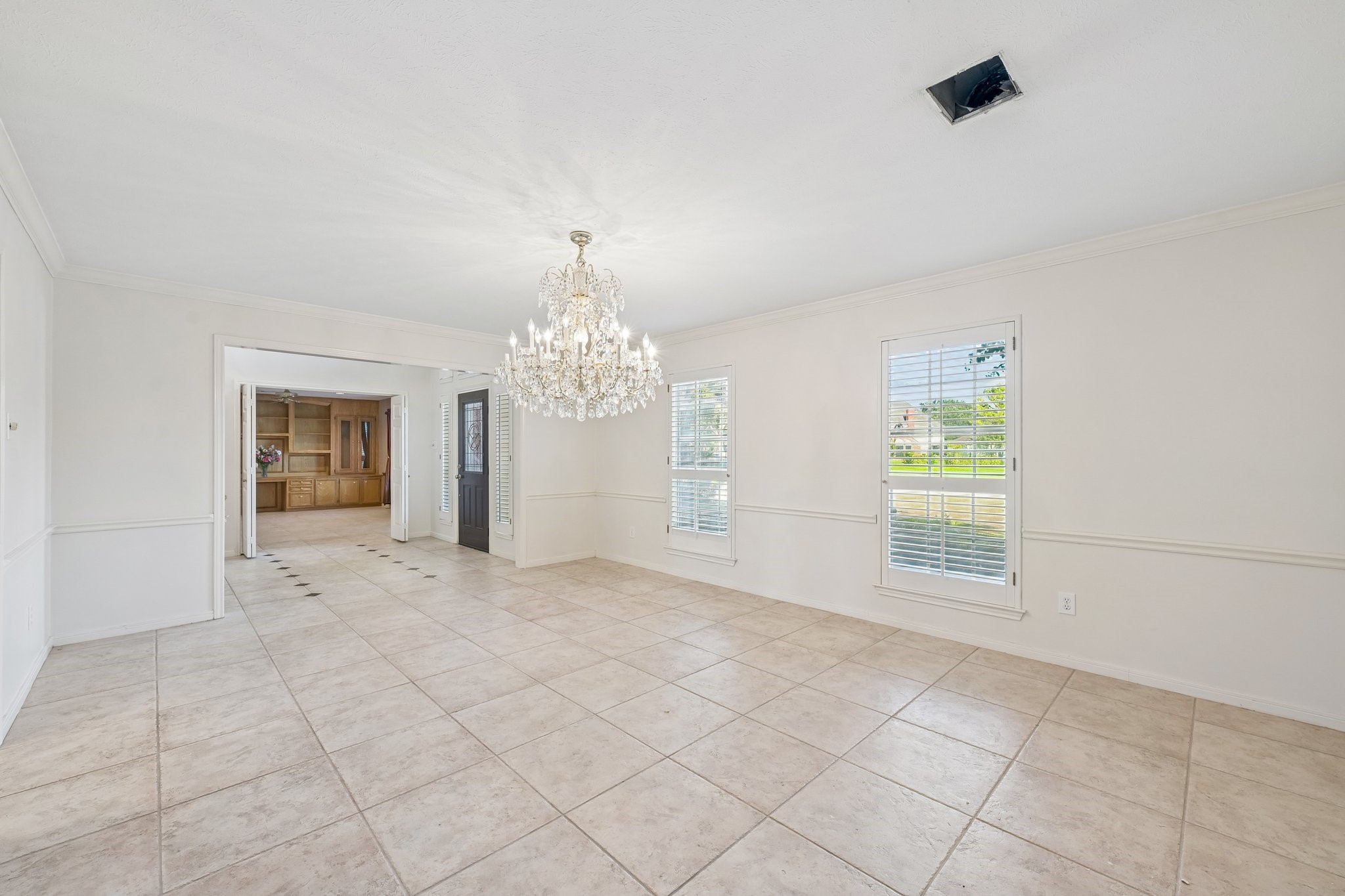 15 Sterling Street Property Photo 16