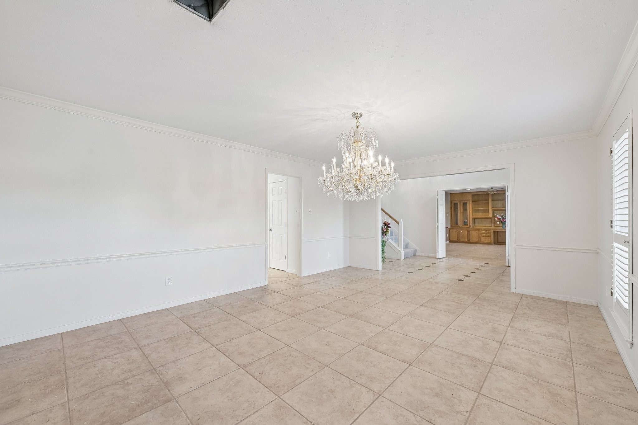 15 Sterling Street Property Photo 17