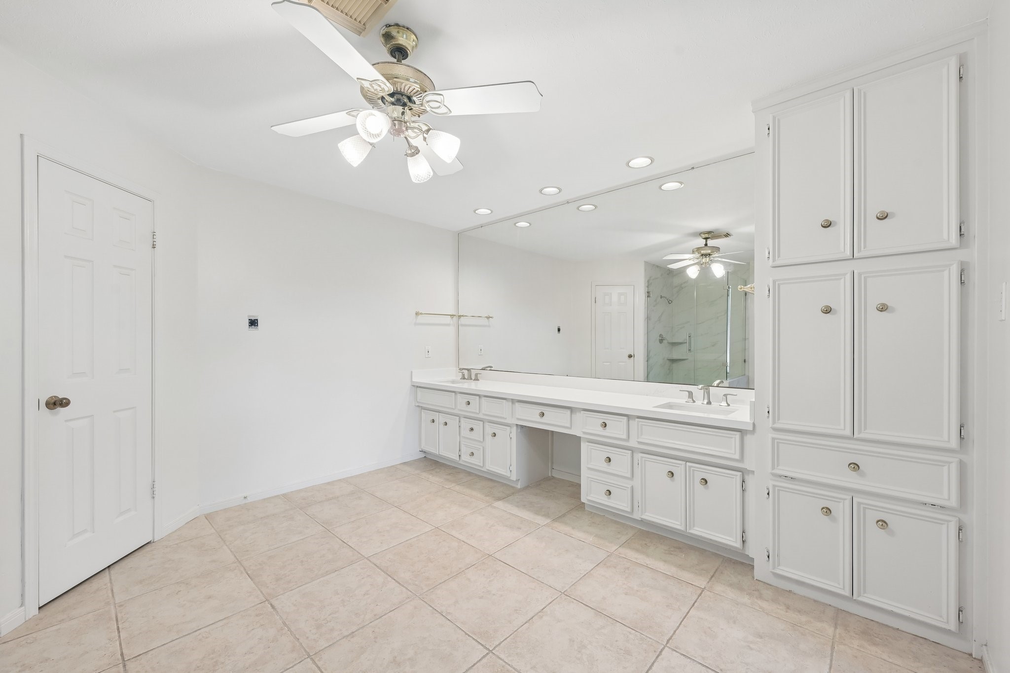 15 Sterling Street Property Photo 23