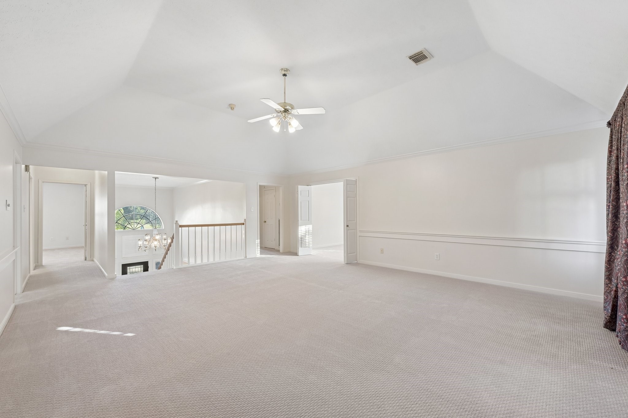 15 Sterling Street Property Photo 27
