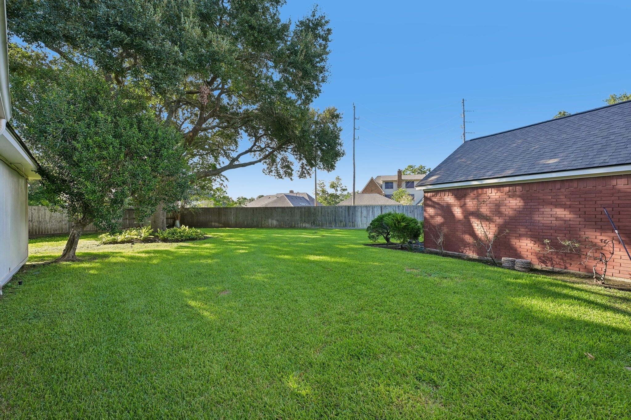 15 Sterling Street Property Photo 42