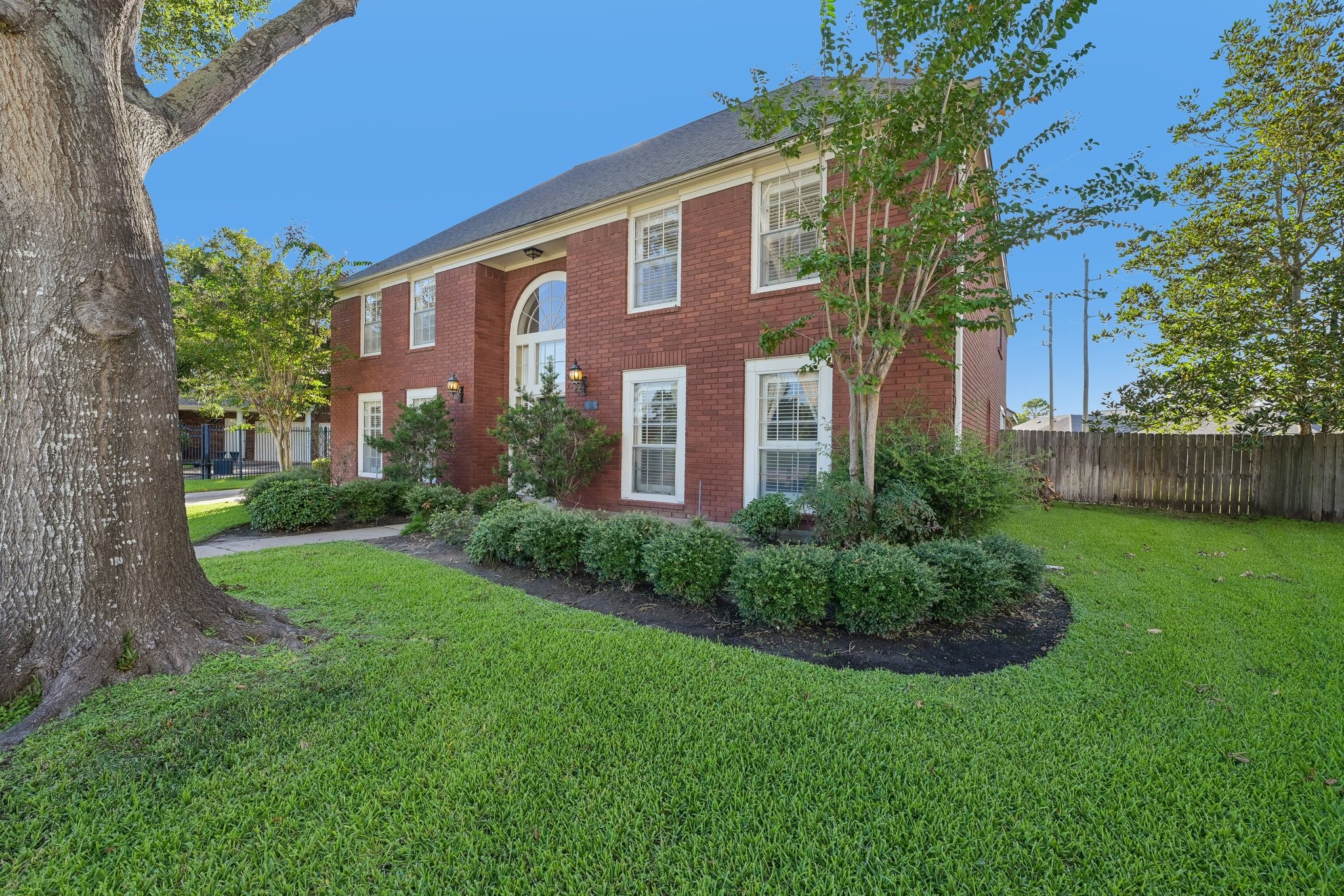 15 Sterling Street Property Photo 44