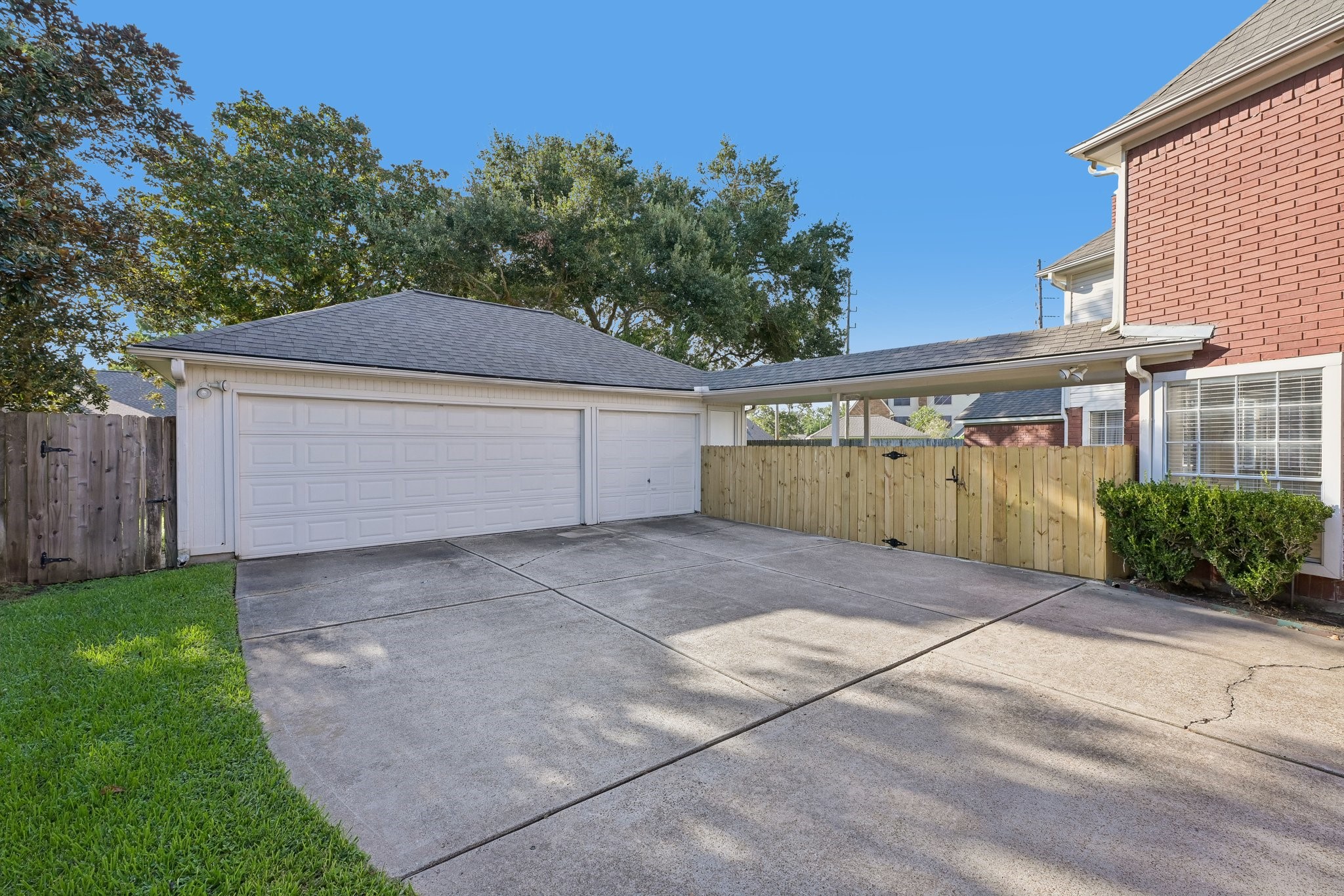 15 Sterling Street Property Photo 46