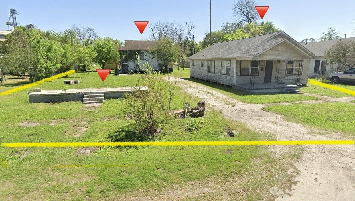 1909 Avenue C Property Photo 1