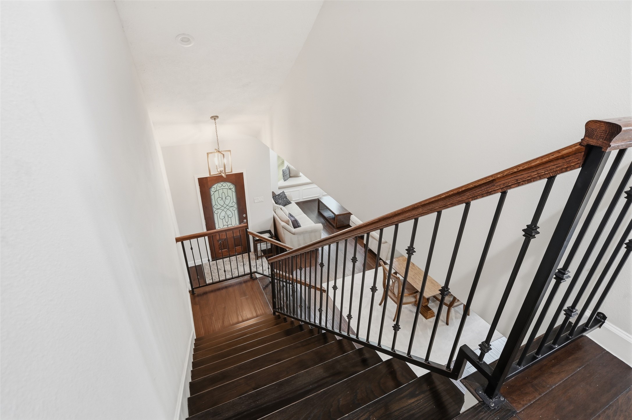 1427 Scharpe Street Property Photo 25