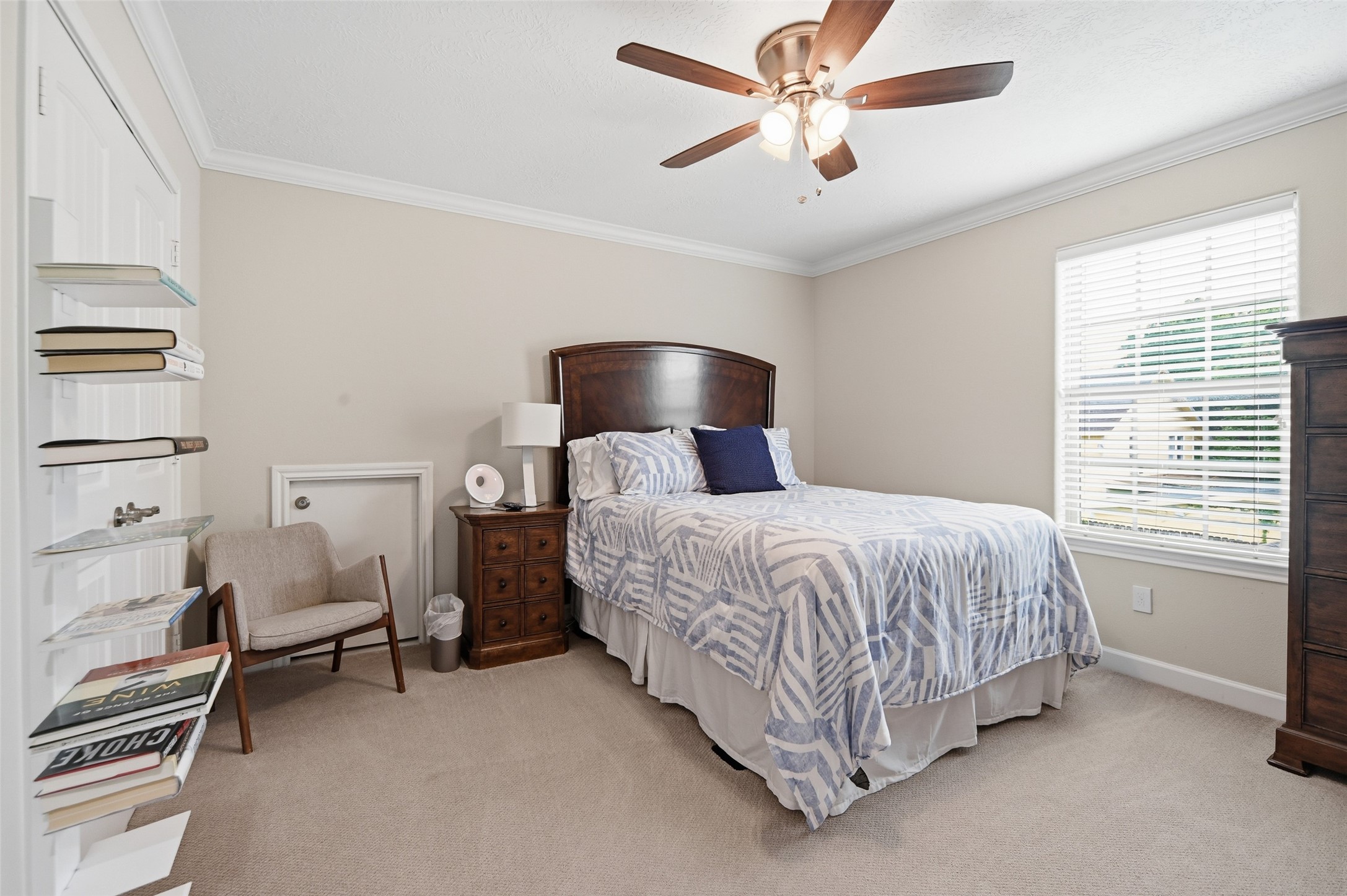 1427 Scharpe Street Property Photo 29