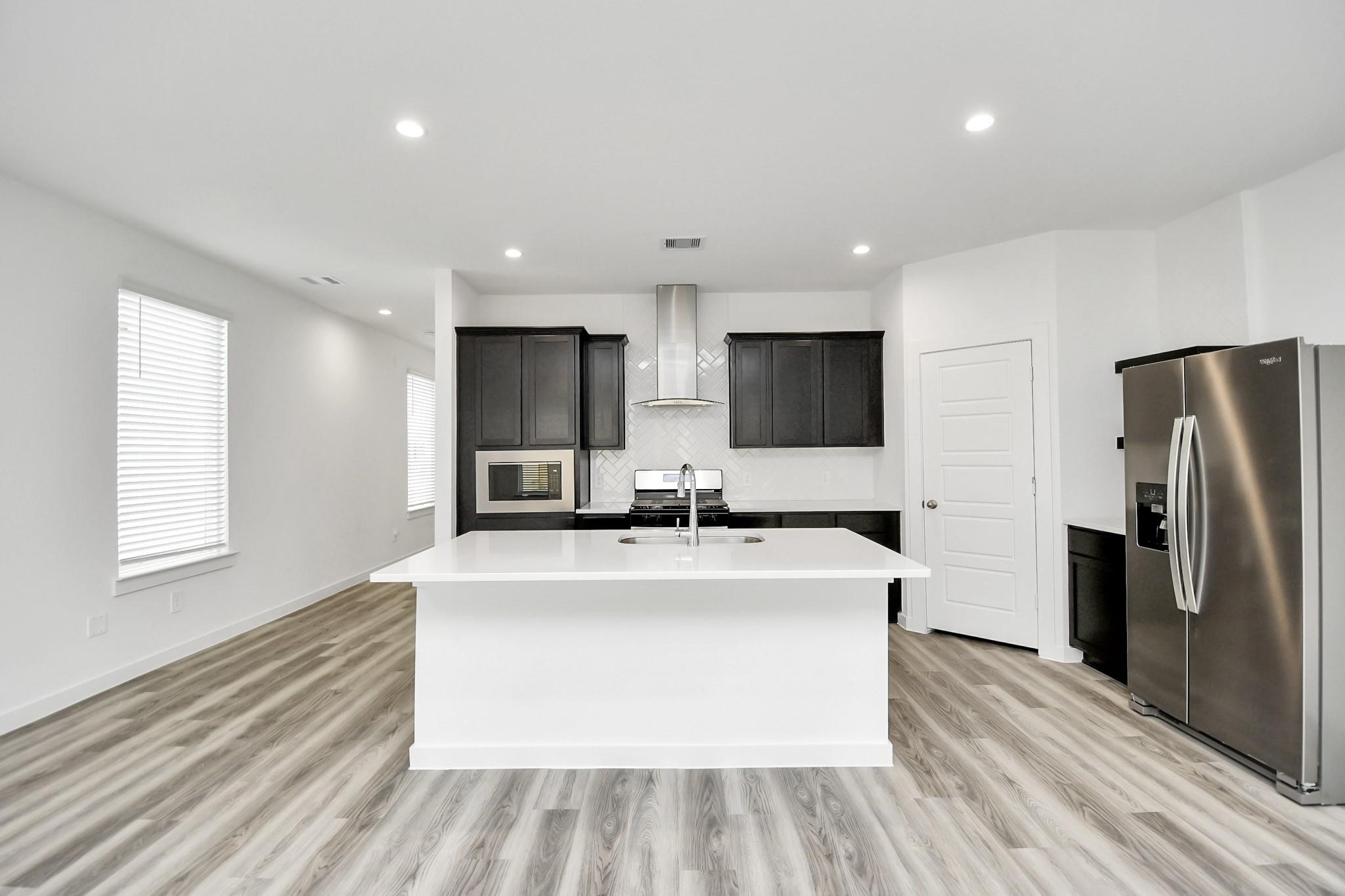 12316 Basilwood Drive Property Photo 6